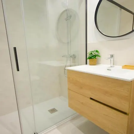 Apartament Alambra Del Sol - Coastal Retreat By The Estepona