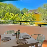 Alambra Del Sol - Coastal Retreat By The Apartmán *