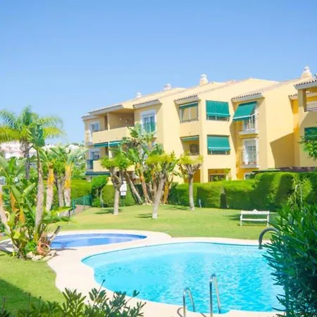 Appartamento Alambra Del Sol - Coastal Retreat By The Estepona