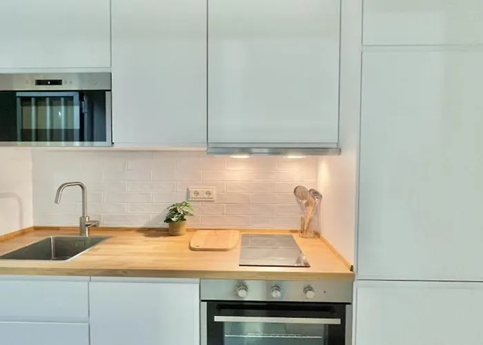 Appartement Alambra Del Sol - Coastal Retreat By The *