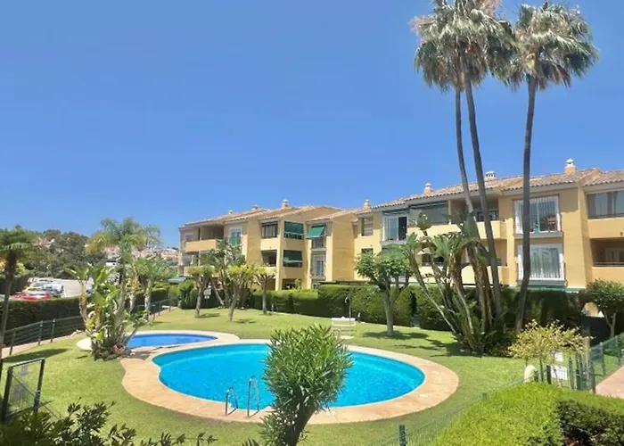 Alambra Del Sol - Coastal Retreat By The Appartement