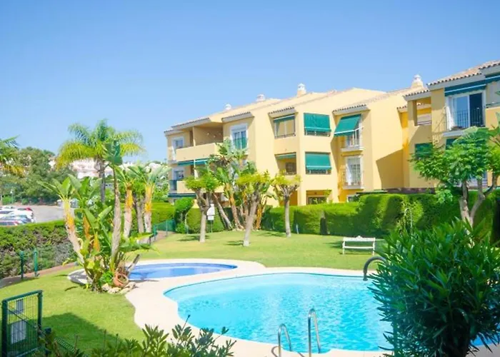 Appartement Alambra Del Sol - Coastal Retreat By The Estepona