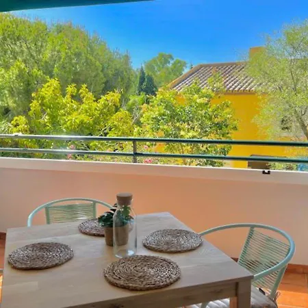 Alambra Del Sol - Coastal Retreat By The Lägenhet *