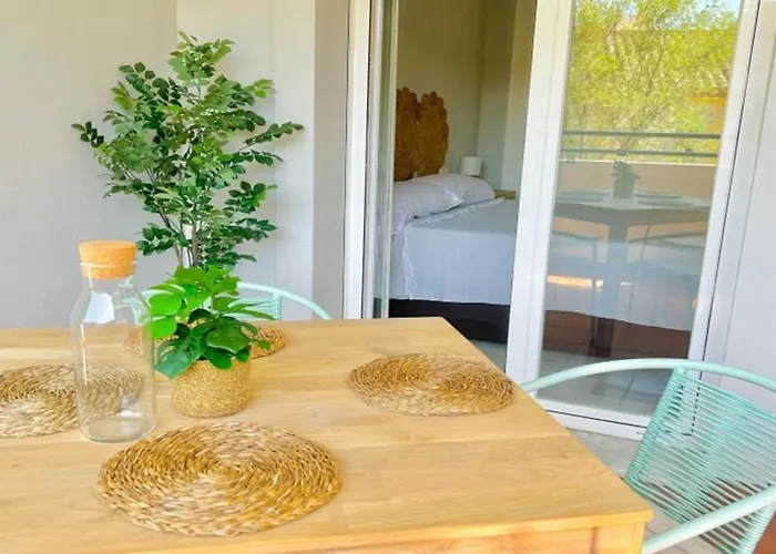 Apartment Alambra Del Sol - Coastal Retreat By The Estepona