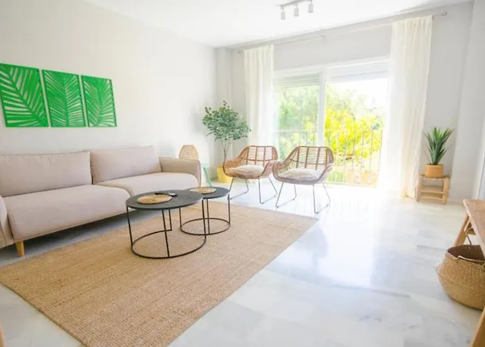 Apartment Alambra Del Sol - Coastal Retreat By The Estepona