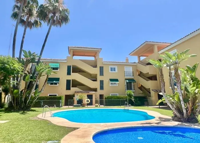 Alambra Del Sol - Coastal Retreat By The Apartment Estepona